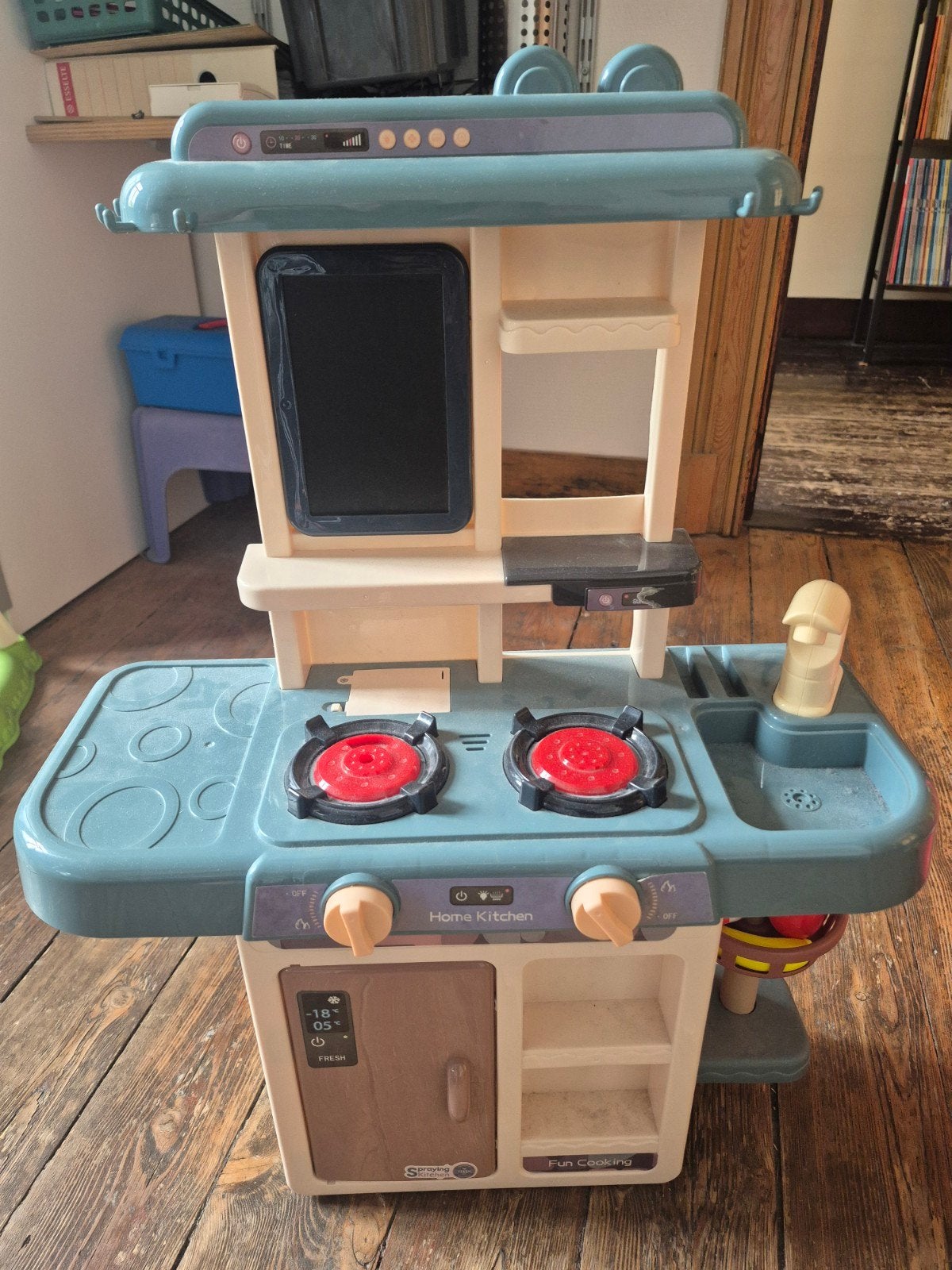 Petite cuisine enfant, Enfants & Bébés, Jouets | Jouer aux cuisines, Enlèvement, Utilisé, Plastique, Jouer à la cuisine