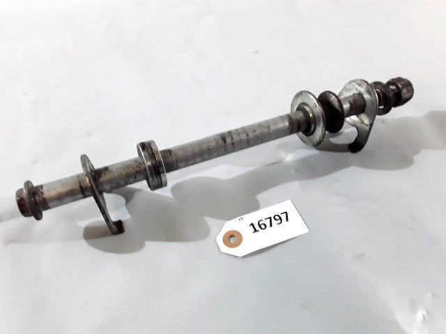 GS500 1989 - 2001 Suzuki As As achterwiel D1-28099