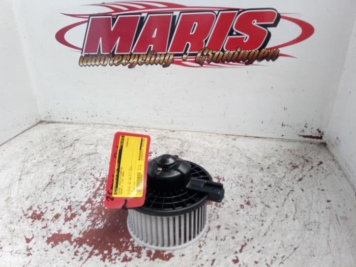 Moteur de ventilation chauffage d'un Mazda 2, -, -, 3 mois de garantie, Mazda