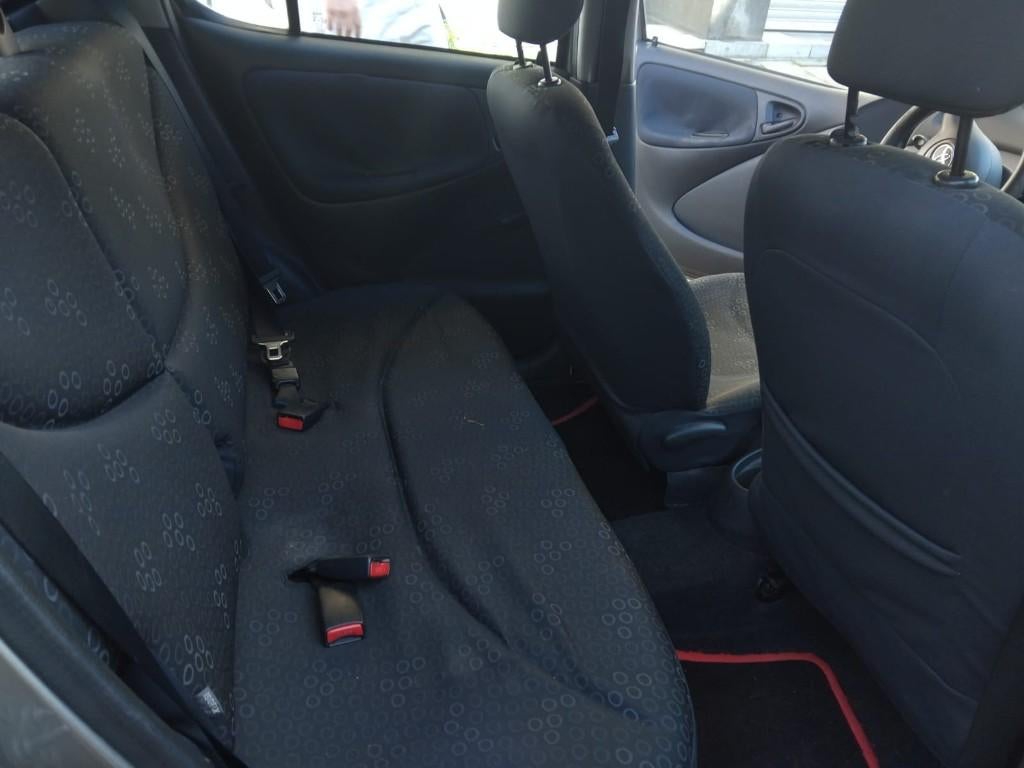 Toyota Yaris, Auto's, Toyota, Particulier, Yaris, Zilver of Grijs, Handgeschakeld