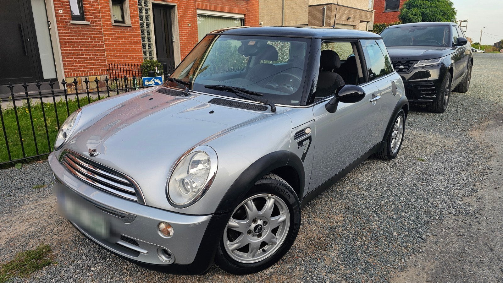 Mini Cooper 1.6L Benzin/AUTOMATICH/119.000KM/Bj 2006/Navigat, Auto's, Automaat, 4 zetels, Stof, Zwart