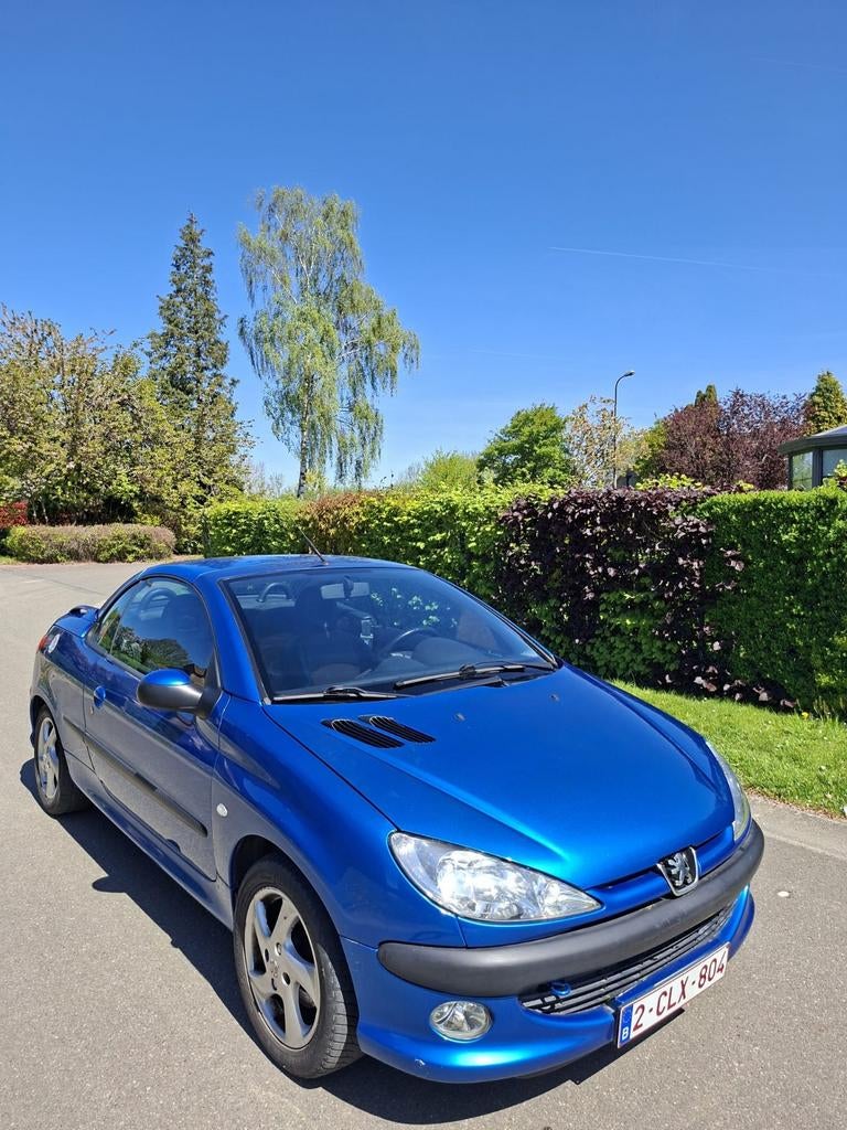 2005 Peugeot 206 CC 1.6i Met 120dkm Gekeurd, Autos, Peugeot, Cuir, Achat, Cabriolet, Boîte manuelle