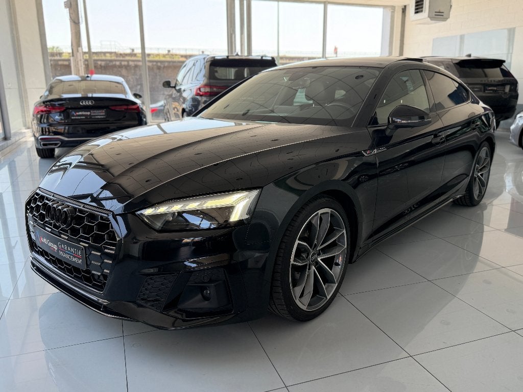 Audi A5 2.0 TDI S-Line*1ja garantie*zonnedak*2022*92.000 km, Dealer onderhouden, 4 cilinders, Zwart, 5 deurs