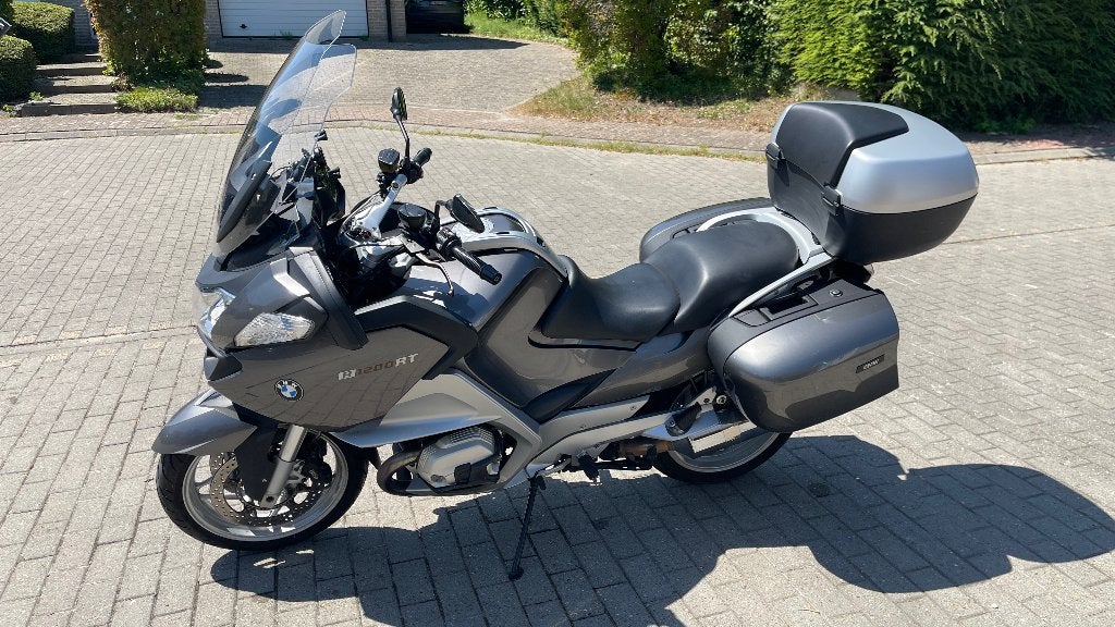 Schadevrije BMW 1200 RT (bj 2012)  55.000KM + kledij en helm, Motoren, Motoren | BMW, 2 cilinders, Occasion, Handvatverwarming