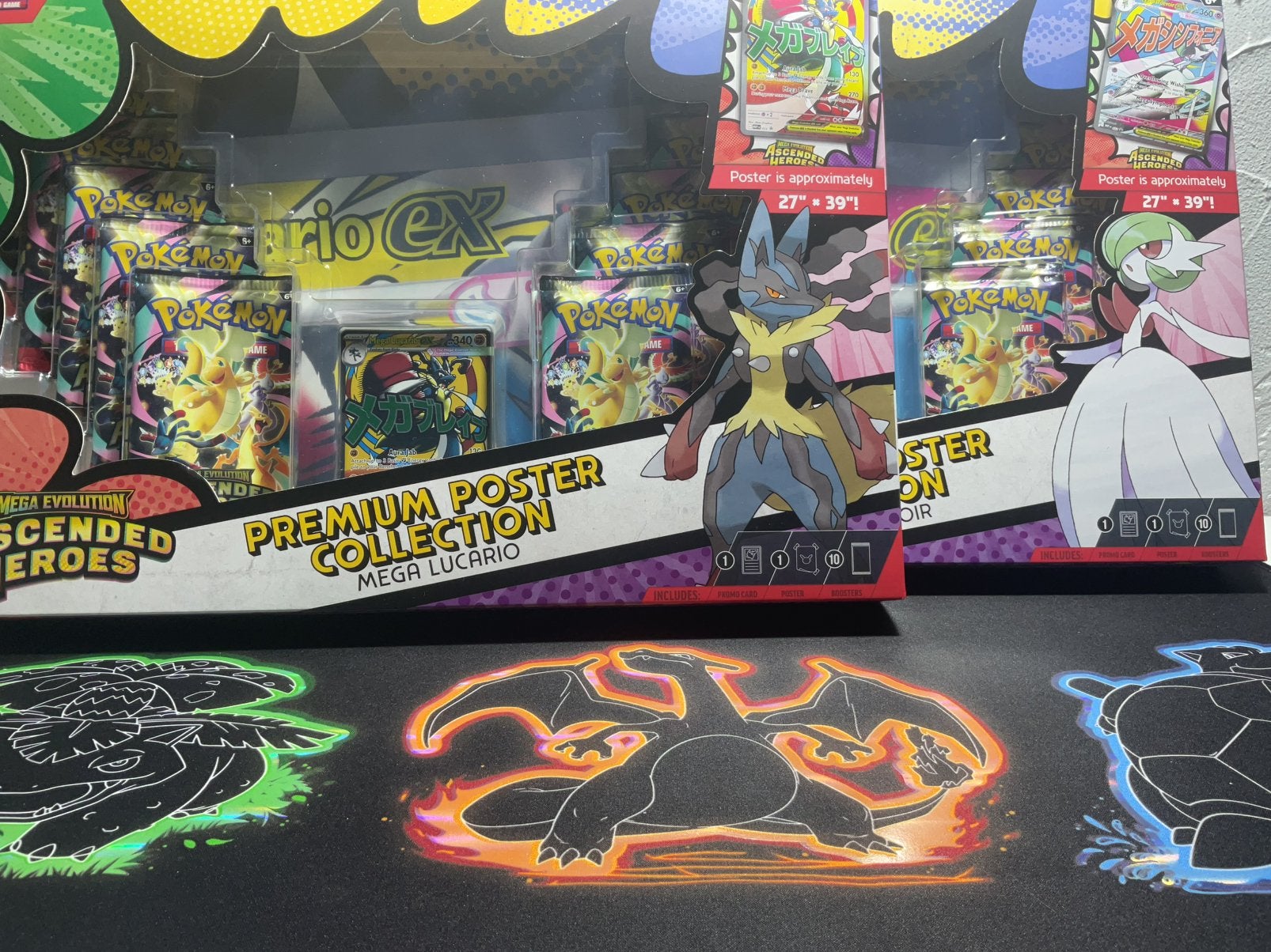 Mega Lucario & Gardevoir premium poster collection (Engels), Enlèvement ou Envoi, Neuf