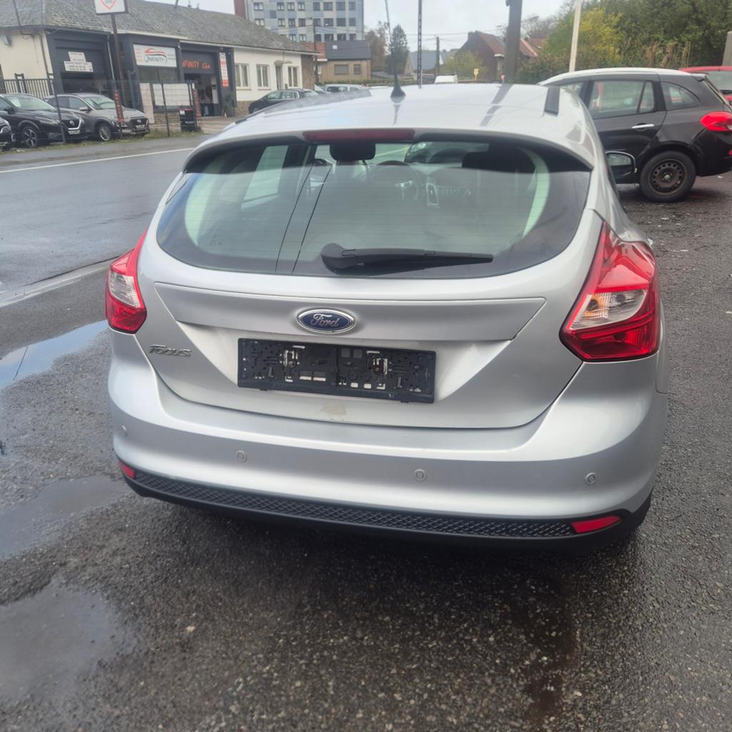 Ford Focus 1.6 diesel 2011 climatisation 225000 km, Autos, Focus, Achat, Boîte manuelle, 5 portes
