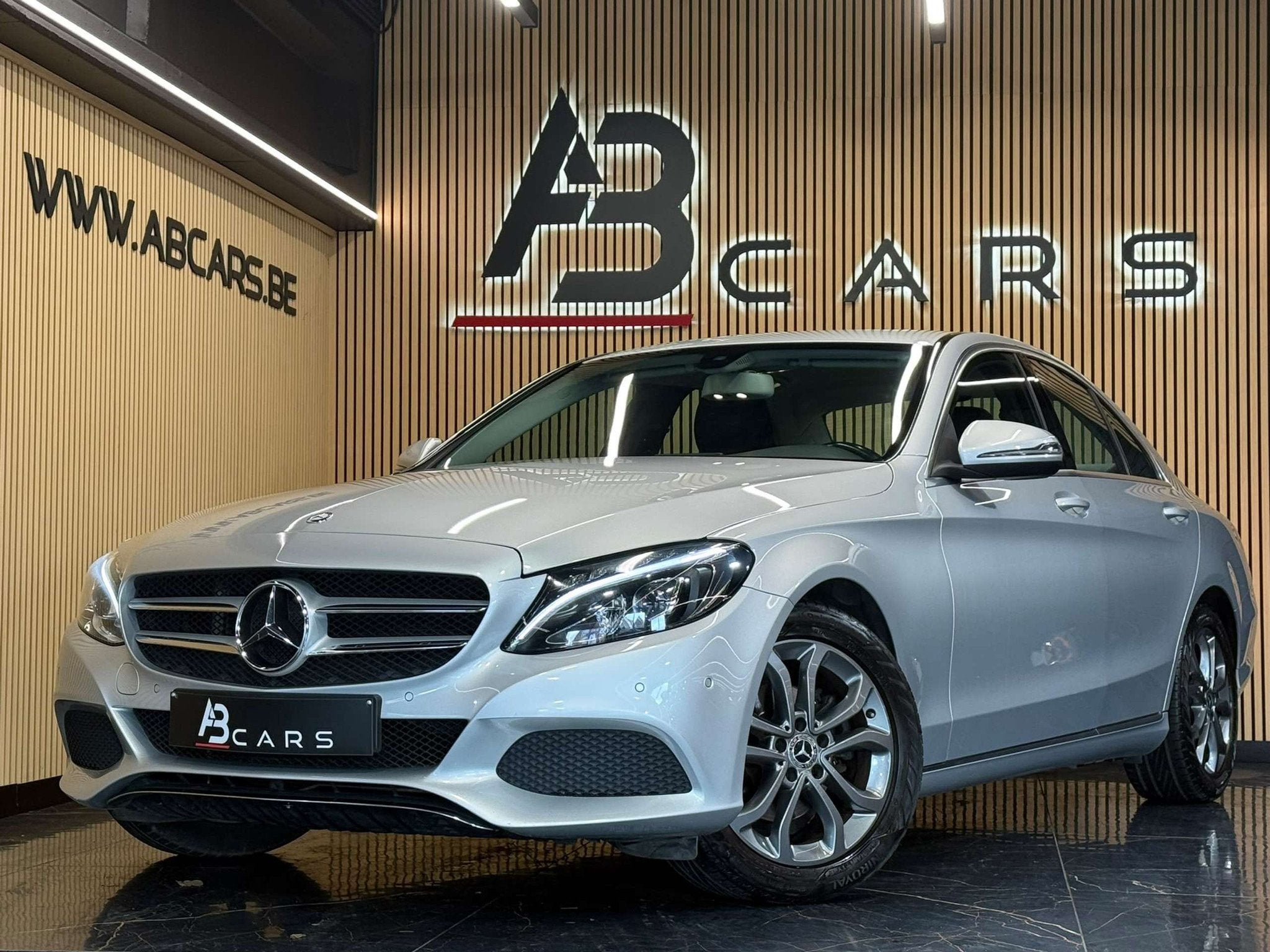Mercedes-Benz C-Klasse 200 D PACK SPORT * GARANTIE 12 MOIS *, 4 deurs, Gebruikt, 136 pk, Leder