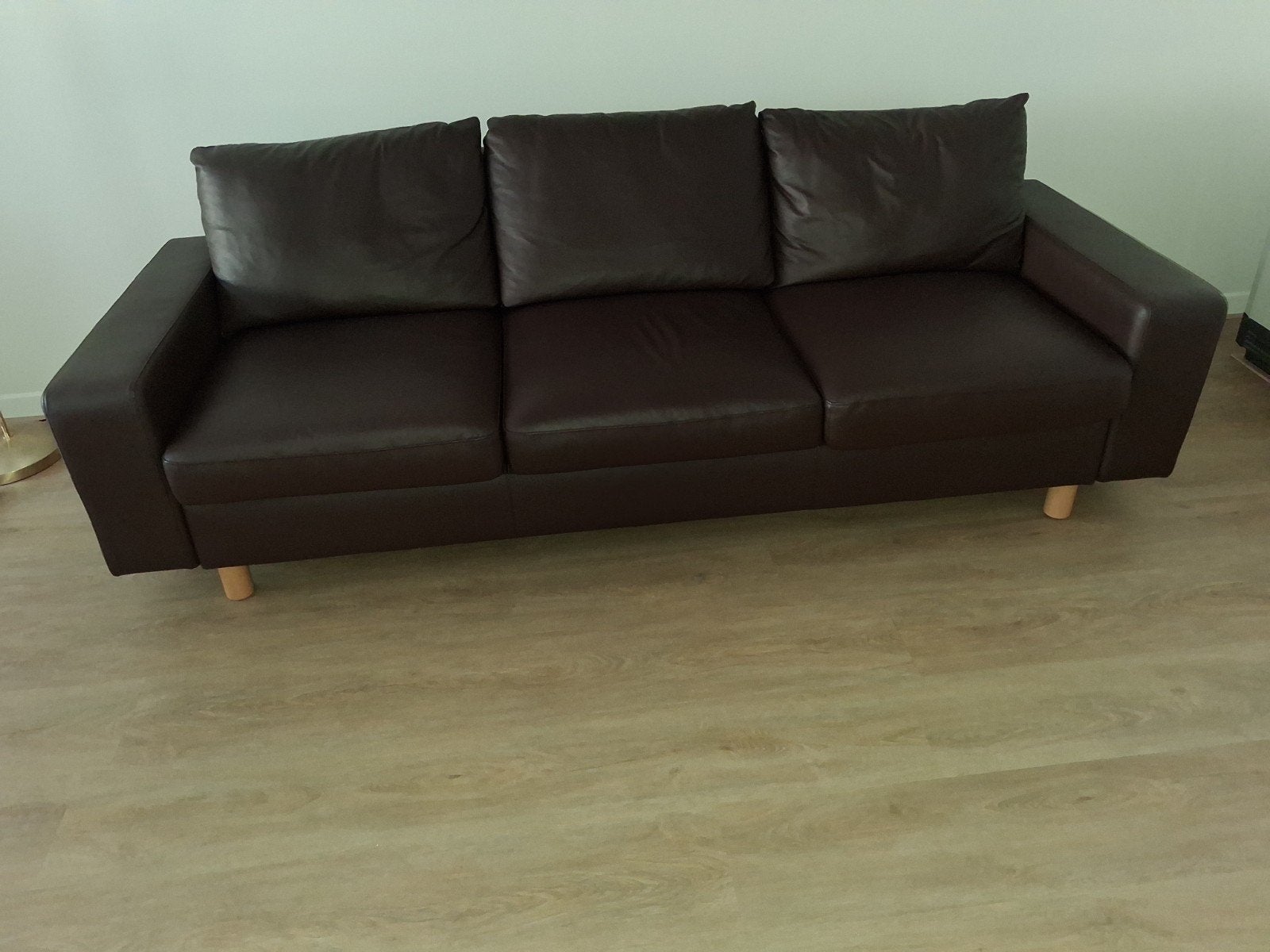 Lederen bruine sofa, 3-zit in nieuwstaat (koopje), 200 à 250 cm, Banc droit, Comme neuf, Enlèvement