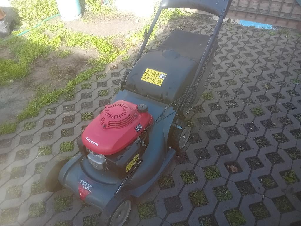 Honda grasmachine, Ophalen, Zo goed als nieuw, Benzine-grasmaaier, Opvangzak