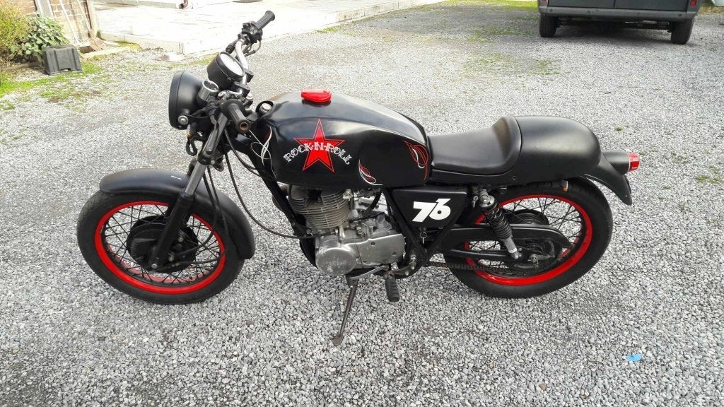 Yamaha SR 500 - caferacer -