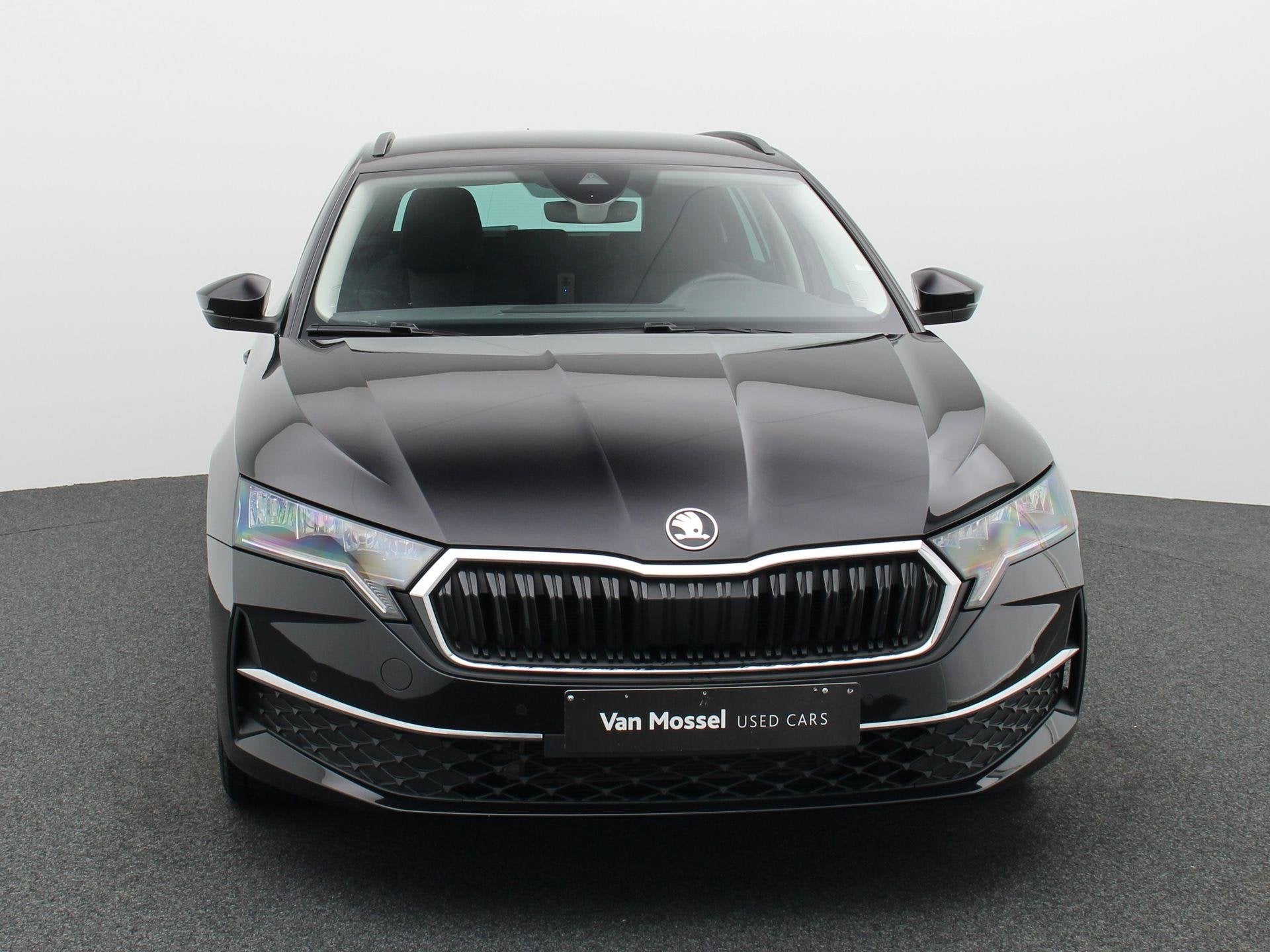 Skoda Octavia Combi 1.5 TSI eTec 110kW DSG7 SELECTION | Came, Auto's, Skoda, Stof, 4 cilinders, Parkeersensor, Zwart