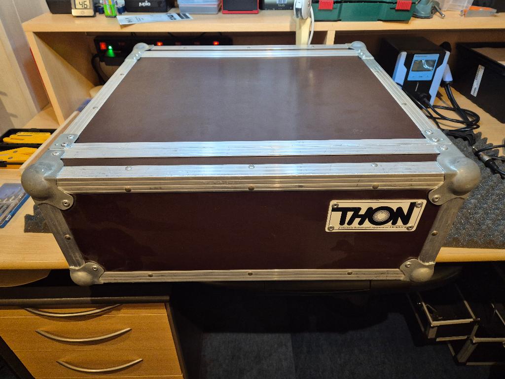 Flightcase Thon Rack 4U Live 40, Enlèvement, Utilisé, Autres instruments, Flight case