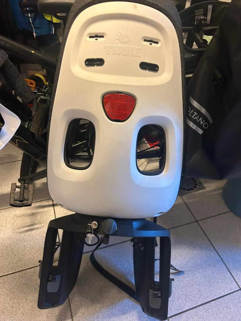 Thule Yepp Nexxt 2, Fietsen en Brommers, Fietsaccessoires | Fietsstoeltjes, Ophalen, Zo goed als nieuw