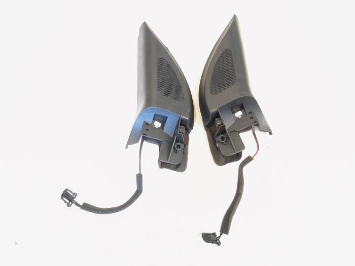 Speakerset van een Volkswagen Golf, Gebruikt, -, Volkswagen, -