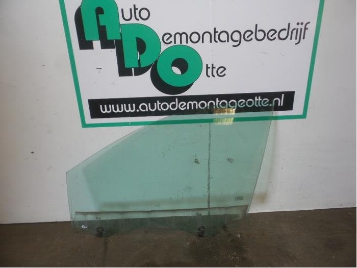 Portierruit 4Deurs links-voor van een Renault Clio (Clio 3 0, Auto-onderdelen, Ruiten en Toebehoren, Gebruikt, -, Renault, -