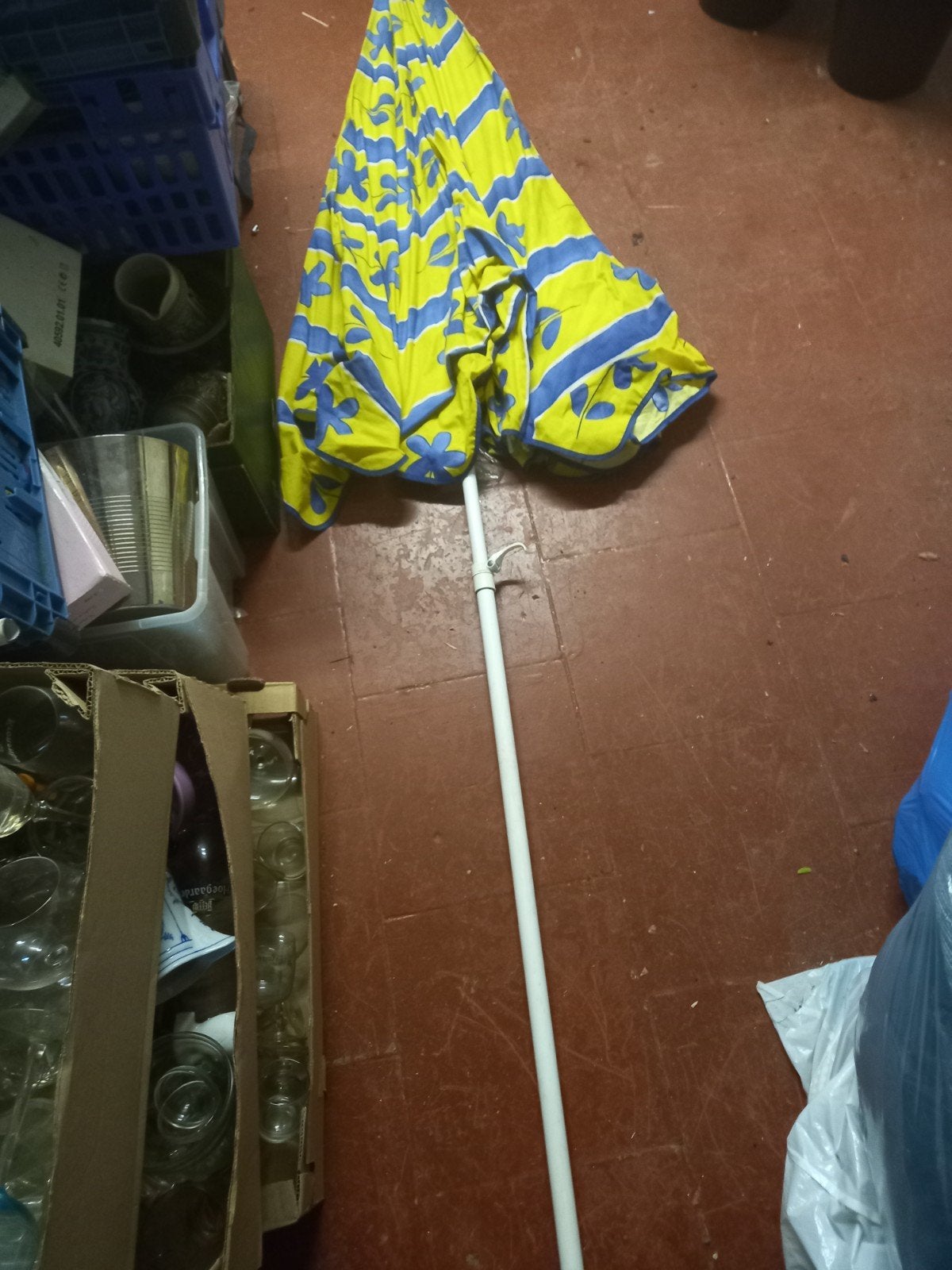 parasol de jardin sans pied, Enlèvement