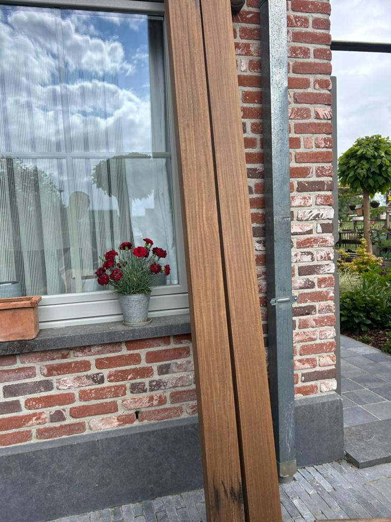 2 poteaux Padouk 12x7 L2,15 m et 2,45 m 90€, Enlèvement, Comme neuf, Poteaux
