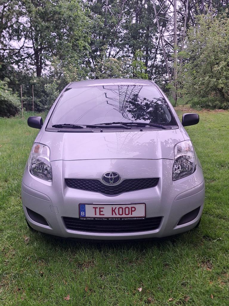 Toyota Yaris: 81.000km +airco +jaar garantie+groot nazicht!!, Autos, Toyota, Achat, Entreprise, Boîte manuelle, 5 portes