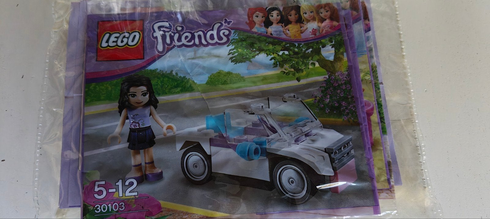 Lego Friends, Ophalen