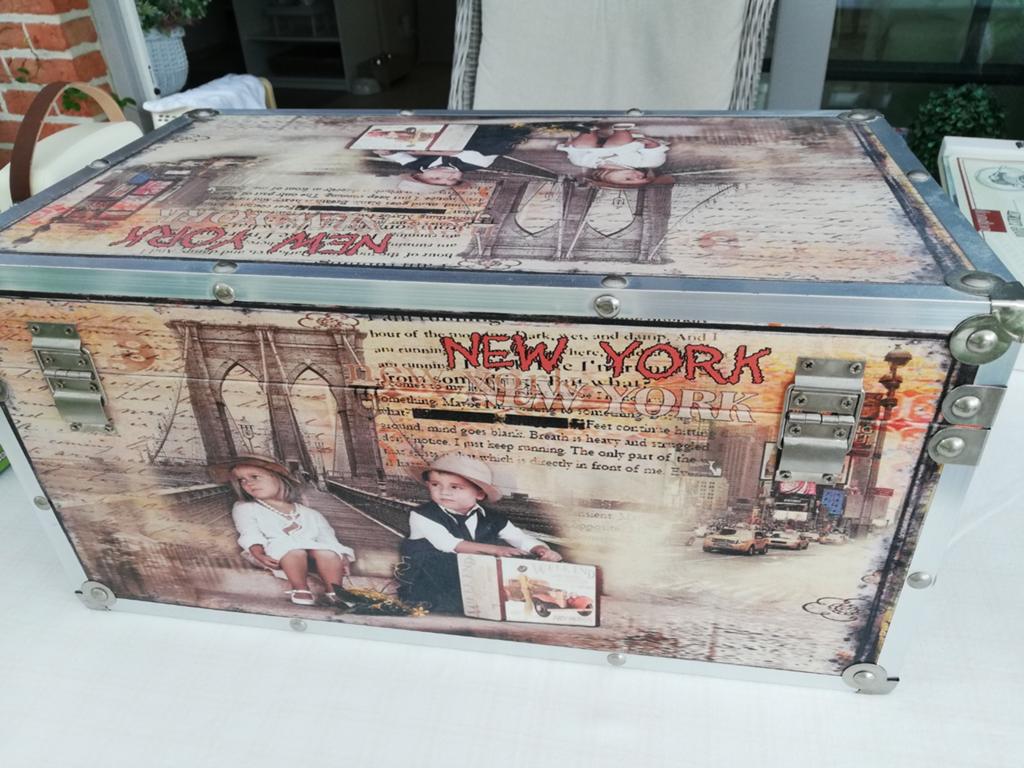Prachtige Nieuwe opbergkoffer new york, Maison & Meubles, Accessoires pour la Maison | Coffres, Enlèvement