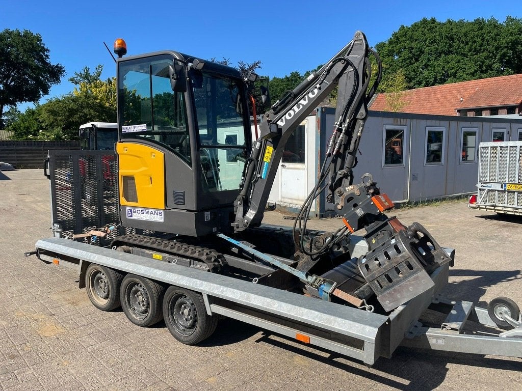 Volvo EC18E minigraver BJ 2023 sloop / sorteer functie, Articles professionnels, Machines & Construction | Grues & Excavatrices
