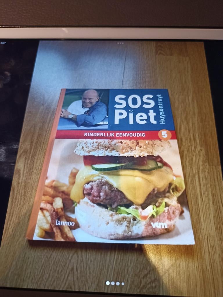 Kookboek sos Piet, Ophalen