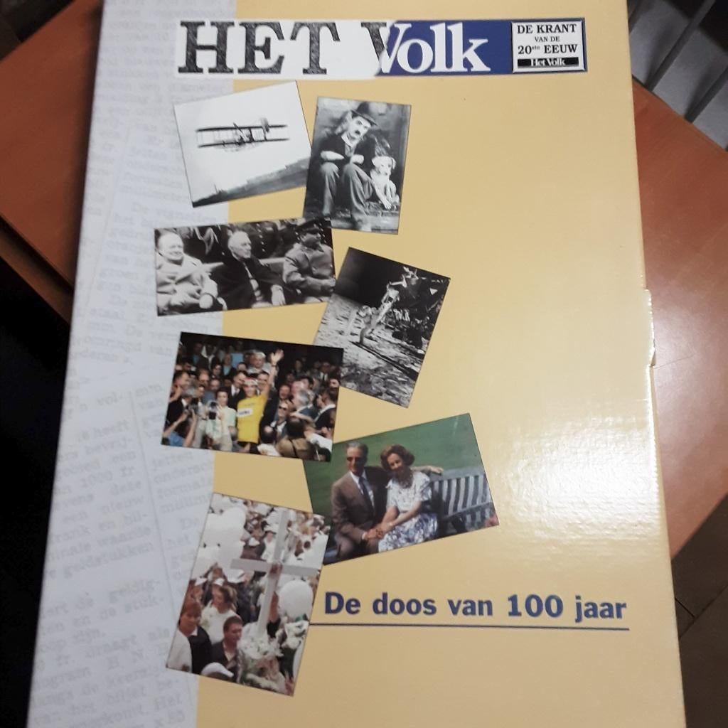 kranten, doos van 100 jaar, Verzamelen, Ophalen, Krant