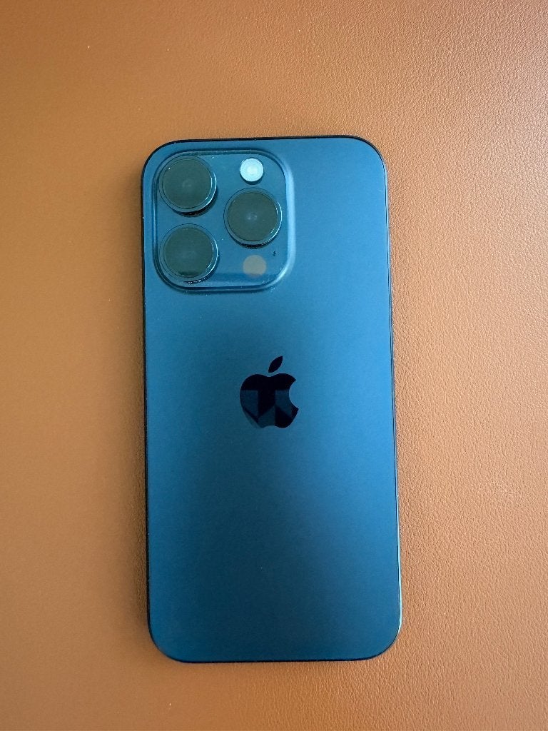 iPhone 15 Pro Blauw 128 GB, Télécoms, 128 GB, Enlèvement ou Envoi, 88 %, Comme neuf