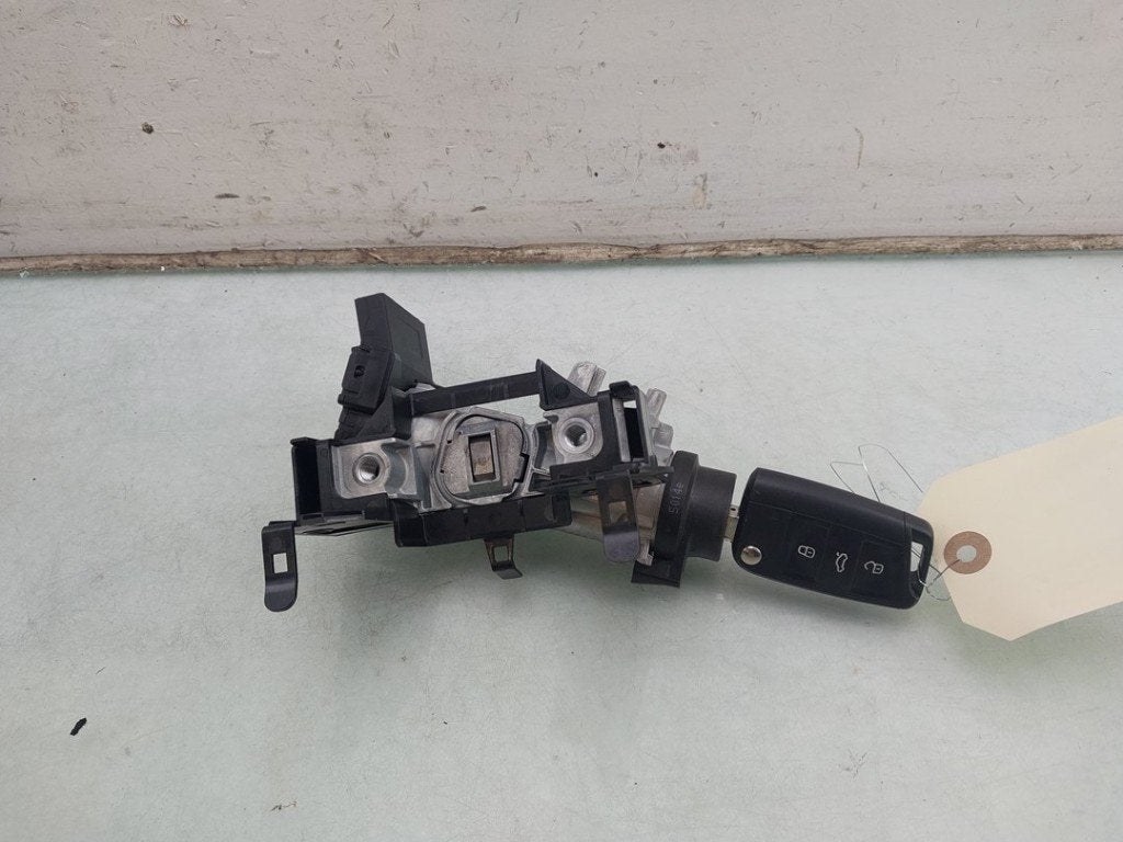 NEIMAN / COMMUTATEUR D ALLUMAGE + CLEF Polo V (6R), Volkswagen, Volkswagen AG, Utilisé, Kundenbetreuung@volkswagen.de