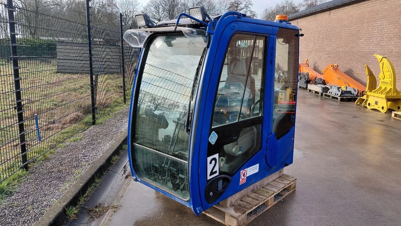 Hitachi ZX -3 excavator cab ZX130 - ZX870 complete, Zakelijke goederen