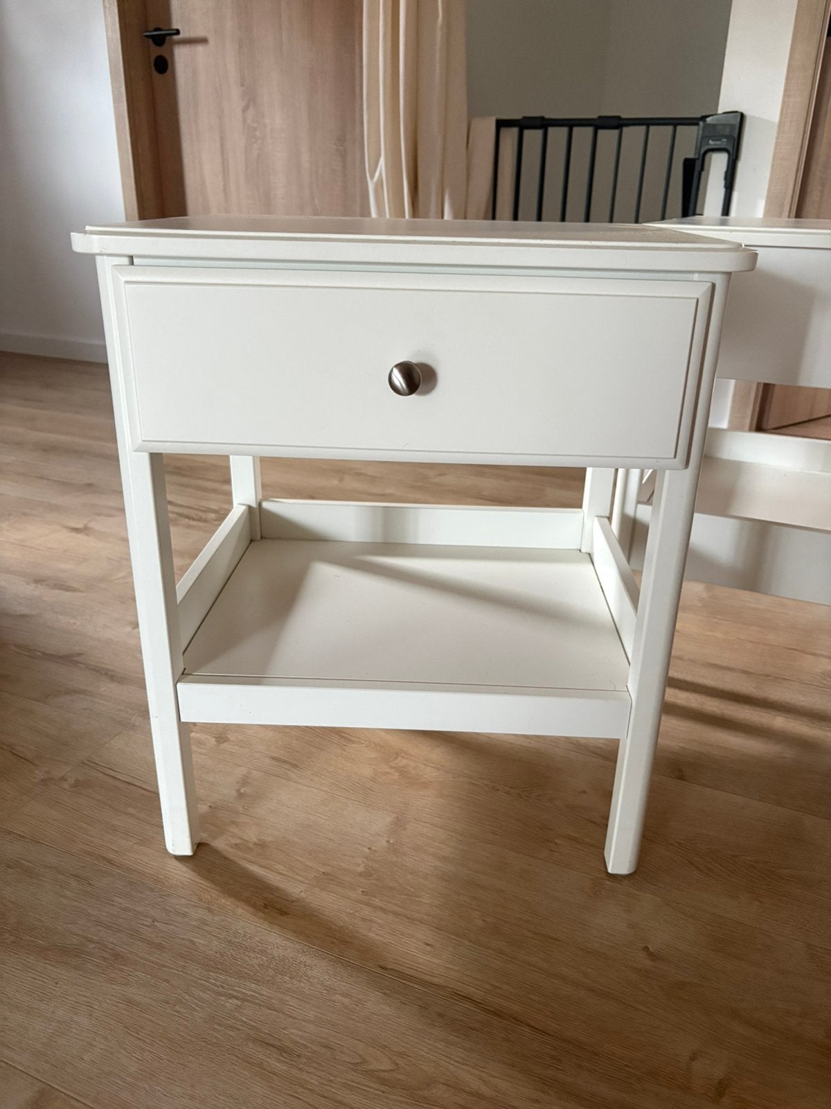 Witte nachtkastjes (2), Ophalen, Gebruikt, Kunststof