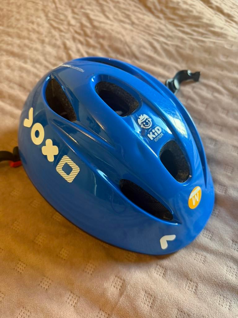 B’TWIN kinderfietshelm 52-56 cm – zeer goede staat, Fietsen en Brommers, Ophalen, Zo goed als nieuw