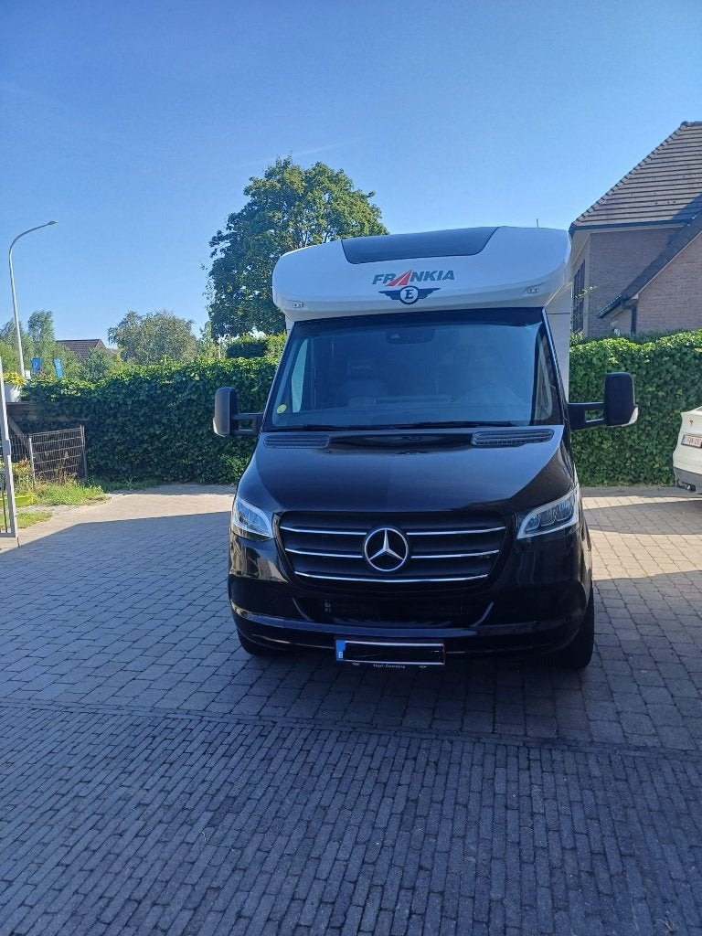Frankia Neo MT7 BD blackline, Caravans en Kamperen, Mobilhomes, Ringverwarming, Diesel, Tot en met 3, Particulier
