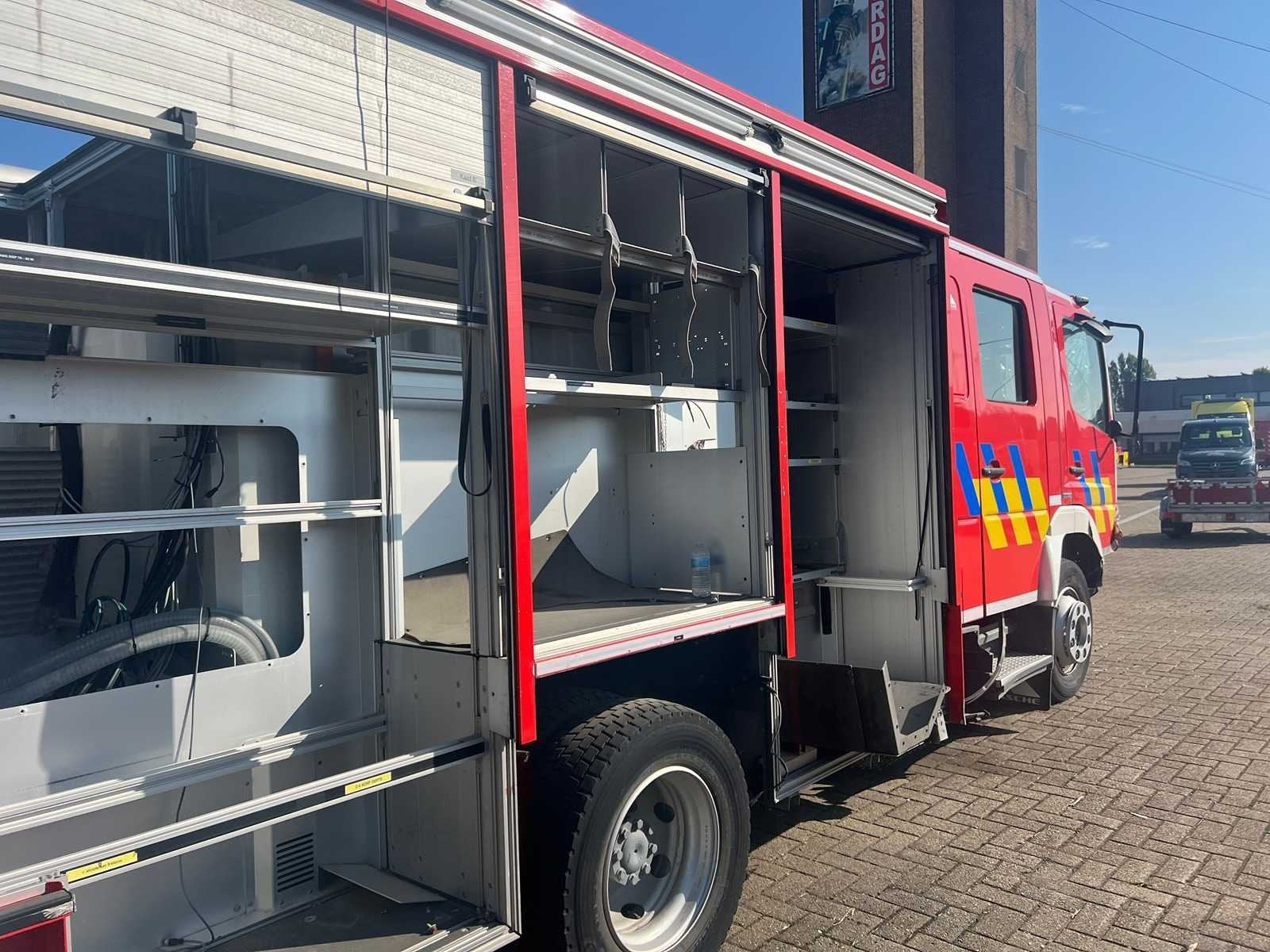 MERCEDES - 2014 - ATEGO 1329 F/13.5 - Vrachtwagen, Auto's, Euro 5, Overige brandstoffen, Mercedes-Benz, Bedrijf