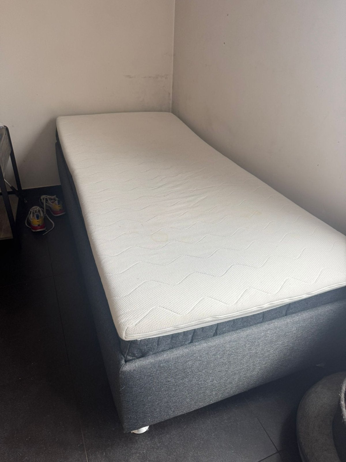 1 persoons boxspring met topper, Ophalen, Gebruikt, 90 cm, Eenpersoons