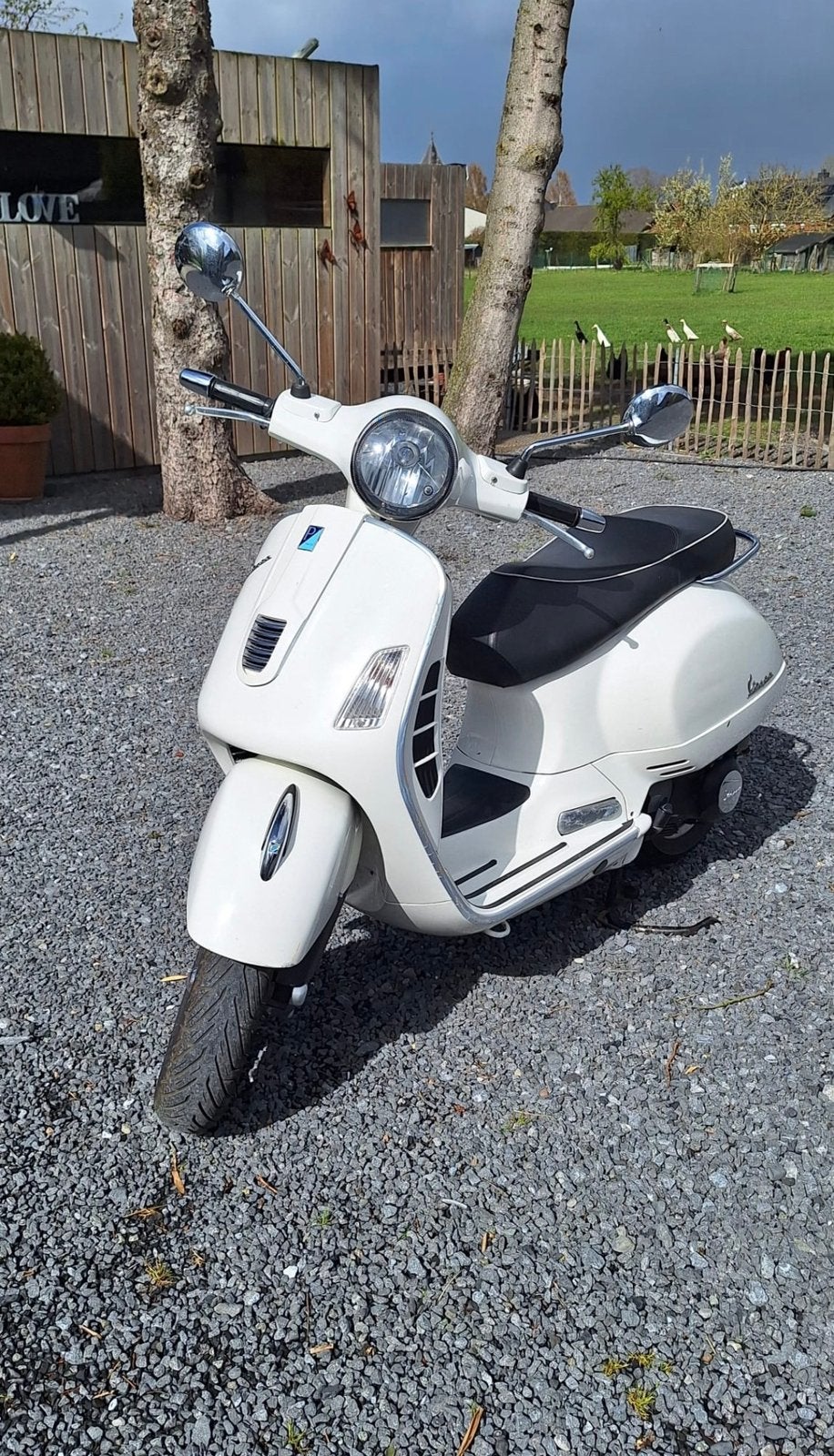 Vespa 300 gts, Enlèvement, Comme neuf