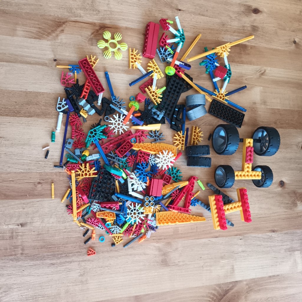 Lot Knex boite de rangement et > 100 pièces, Kinderen en Baby's, Ophalen of Verzenden, Zo goed als nieuw, K'nex