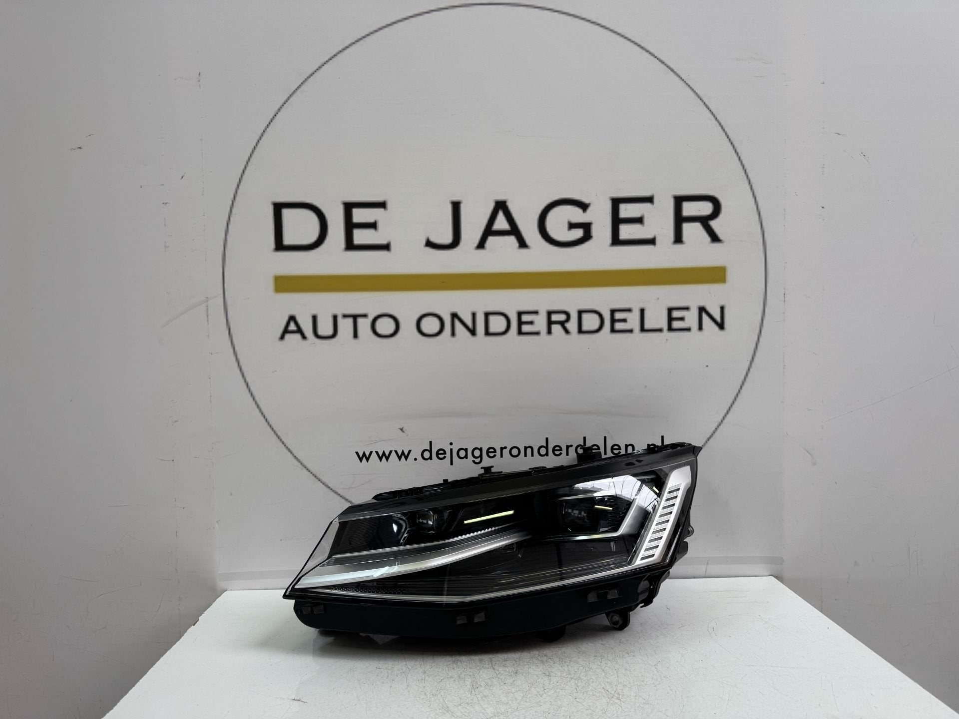 VW TRANSPORTER T7 VOLANT LED IQ LIGHT LIEN DE LAMPE 7T194108, Volkswagen, Volkswagen AG, Vw@volkswagen.de, Utilisé