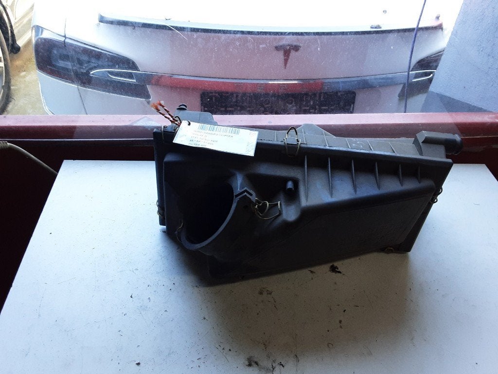 LUCHTFILTER Ford Mondeo II Wagon (96BB-9600-DB), Auto-onderdelen, Filters, Ford, Gebruikt