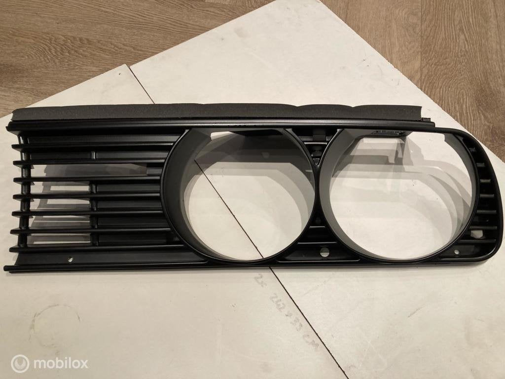 Grill links of rechts origineel BMW 3-serie E30 ('83-'92), Neuf, Enlèvement ou Envoi, BMW, BMW