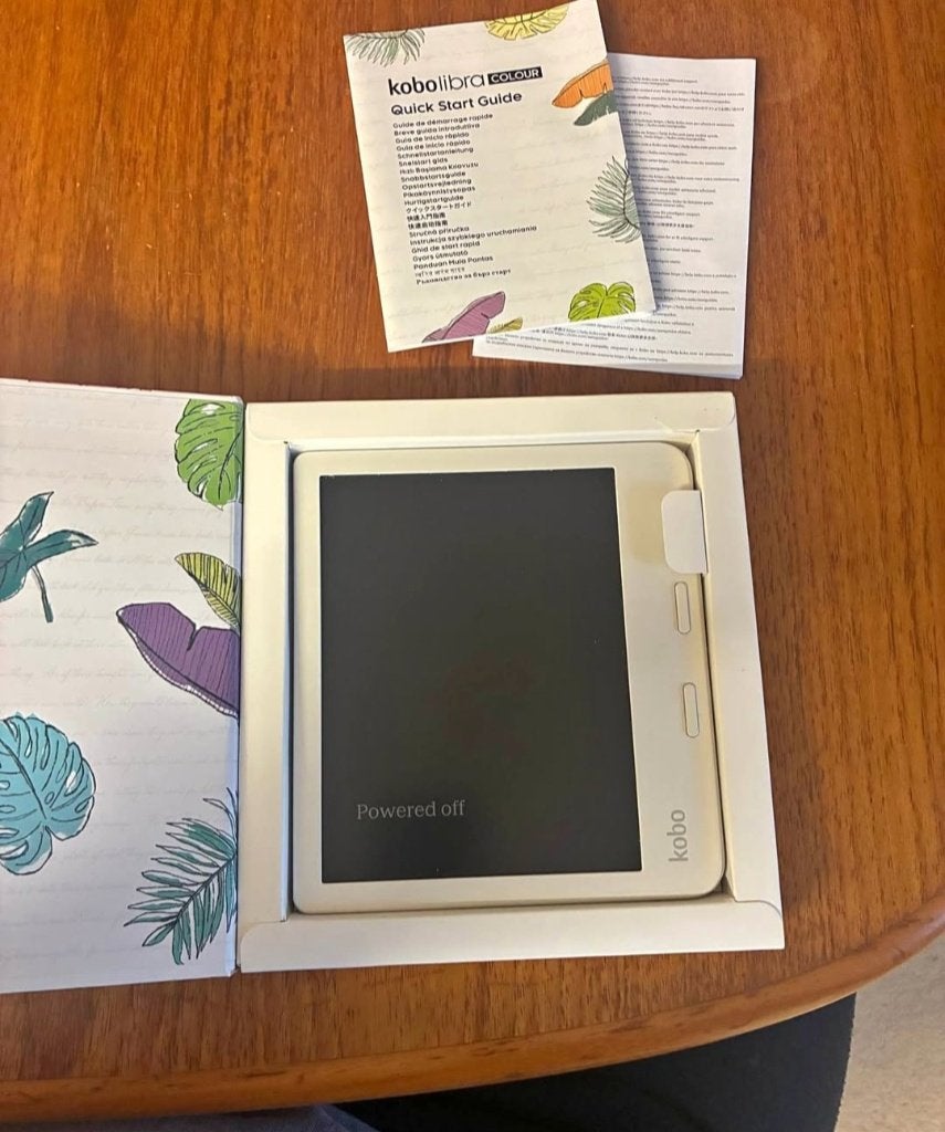 Kobo e-reader Libra Colour, Computers en Software, Touchscreen, Kobo, Ophalen of Verzenden, Zo goed als nieuw