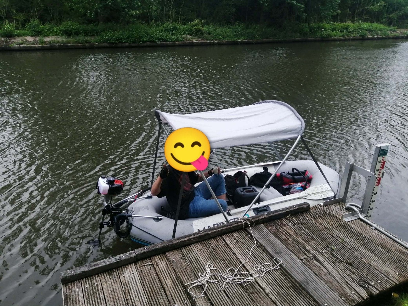 Bootje met dakje en motor, Watersport en Boten, Rubberboten, Ophalen