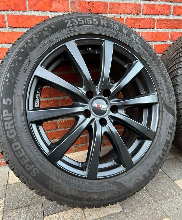 KIT HIVER VW TIGUAN 235/55/R18, Autos : Pièces & Accessoires, Pneus & Jantes, Pneus et Jantes, Pneus hiver, 18 pouces, 235 mm