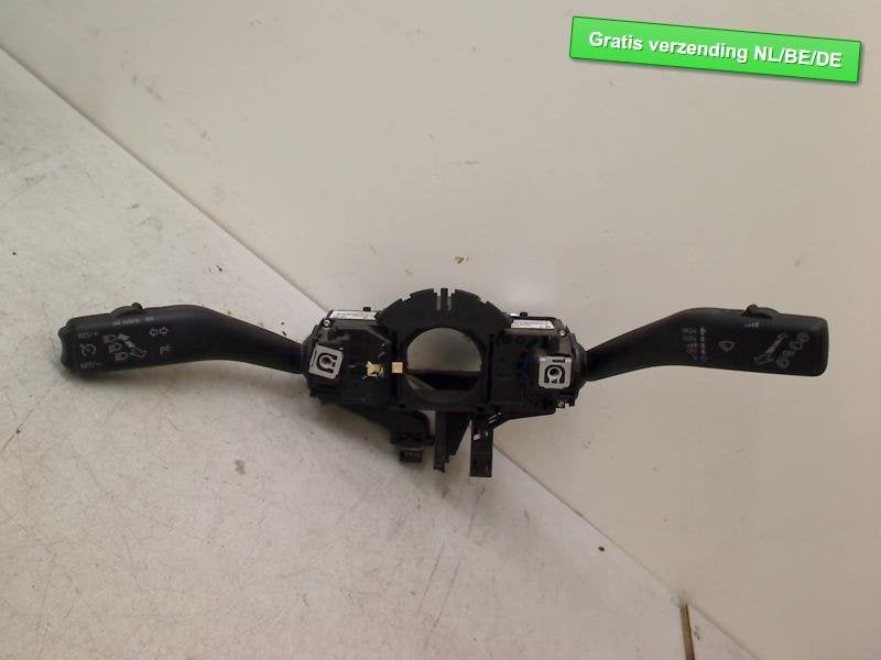 COMMUTATEUR DE REGULATEUR DE VITESSE Golf VI (5K1), Volkswagen, Volkswagen AG, Utilisé, Kundenbetreuung@volkswagen.de