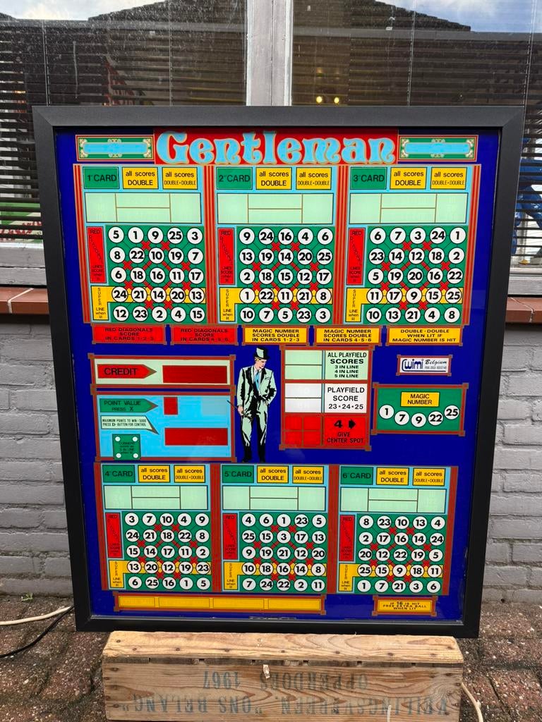 Vintage Gentleman gokkast / lichtbak, Overige munten, Ophalen, Gebruikt