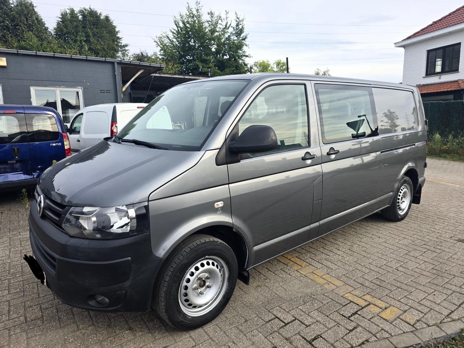 Voiture Volkswagen T5 Business/2.0 TDI/6 sièges/TVA, Autos, Camionnettes & Utilitaires, Entreprise, https://public.car-pass.be/vhr/f1ae5947-4f89-4011-8705-56e923425d88