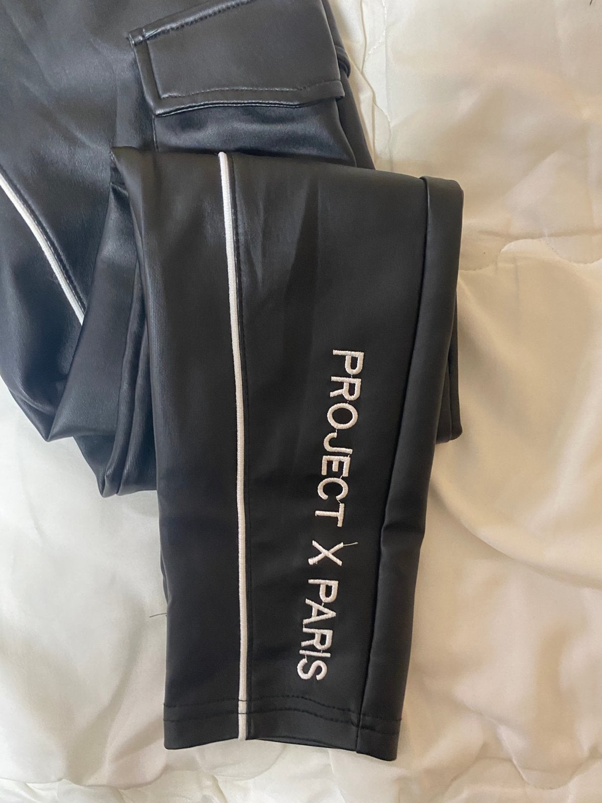 Pantalon cargo Project X Paris Similicuir, Verzenden, Zo goed als nieuw, Maat 38/40 (M), Zwart