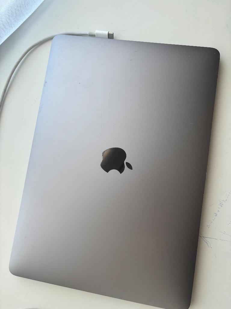 Mac book pro, Computers en Software, Apple Macbooks, Gebruikt, 2 tot 3 Ghz, 15 inch, 8 GB
