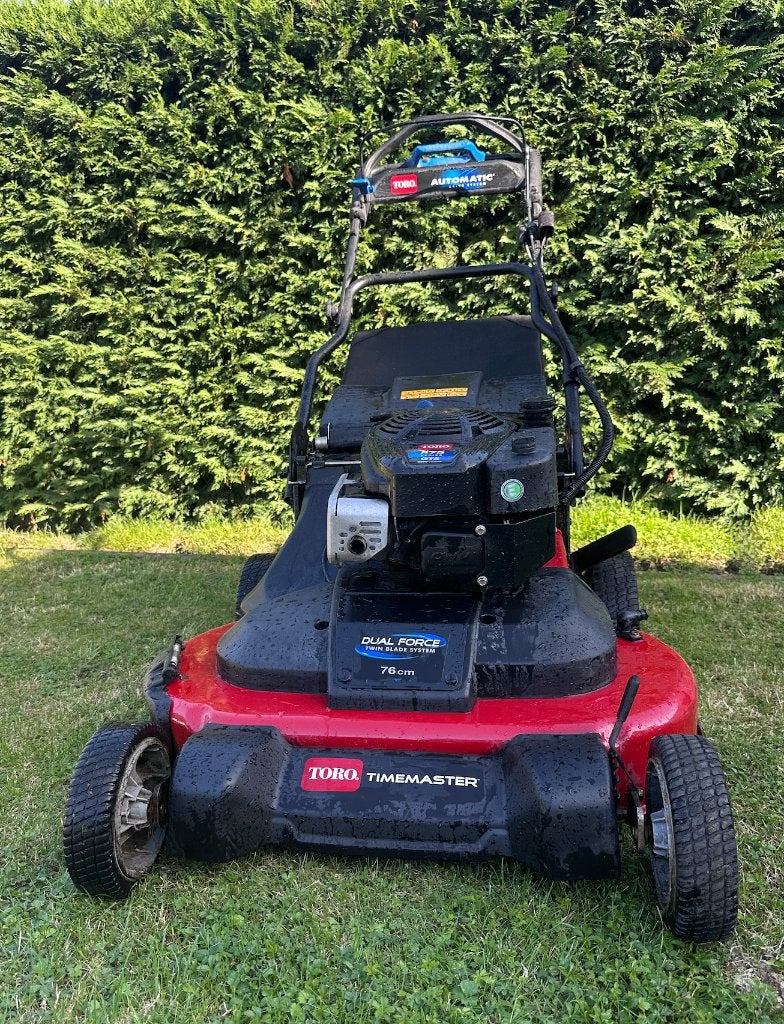 Professionele Toro grasmaaier te koop., Tuin en Terras, Ophalen, Cirkelmaaier, Zo goed als nieuw, Benzine-grasmaaier
