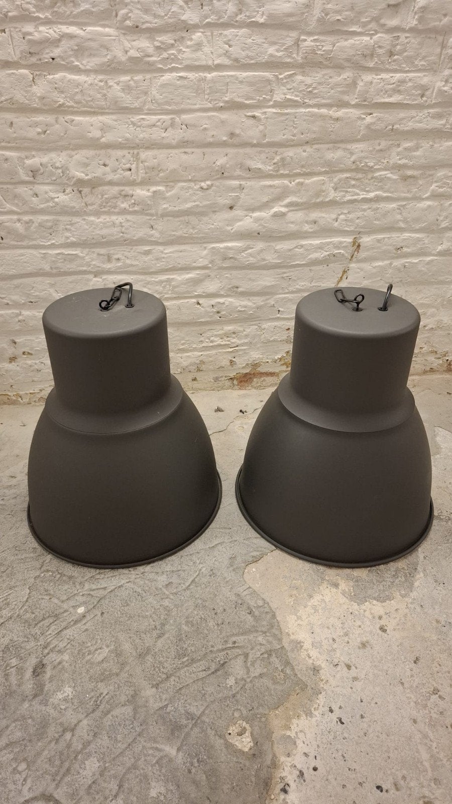 Lampes Hektar Ikea, Suspension, Gris, Rond, Comme neuf